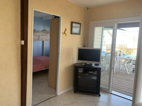Gruissan - Chalet Typique Climatisé Proche Plage - 6 pers - Parking - FR-1-796-49